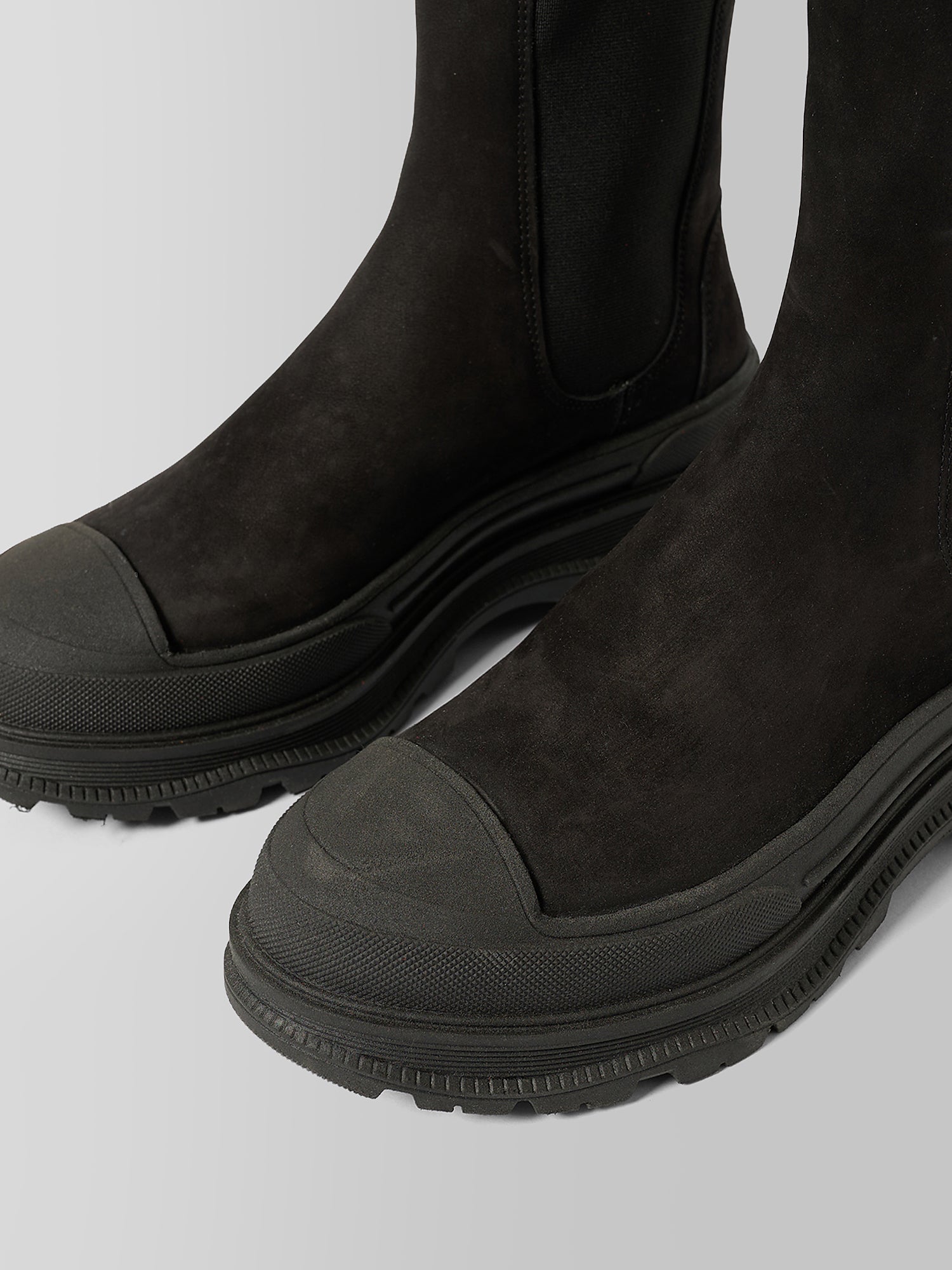 THE BALTIMORE WATER RESISTANT LEATHER BOOT BLACK