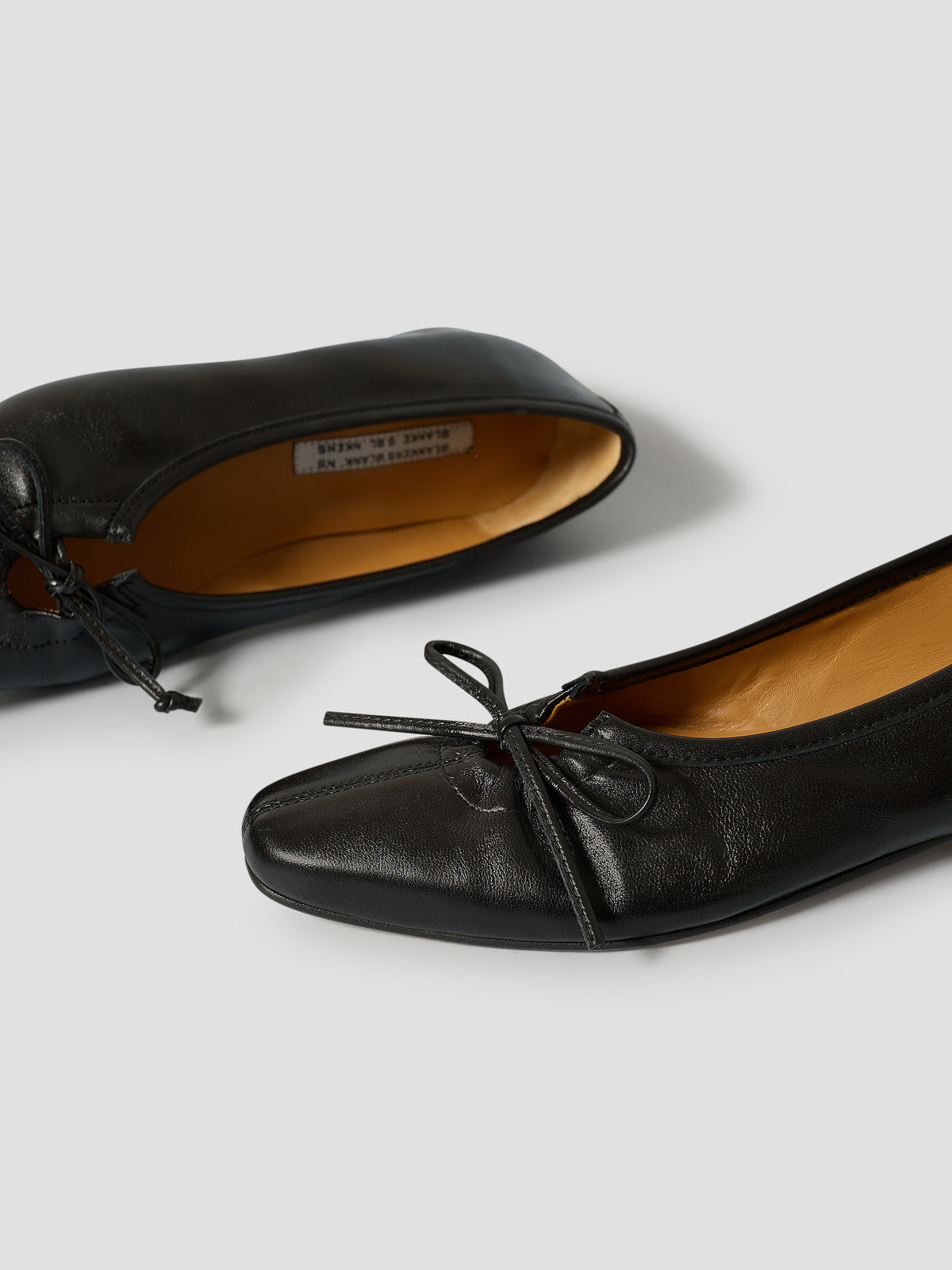 The Lizzy Flat Black Leather — view 7