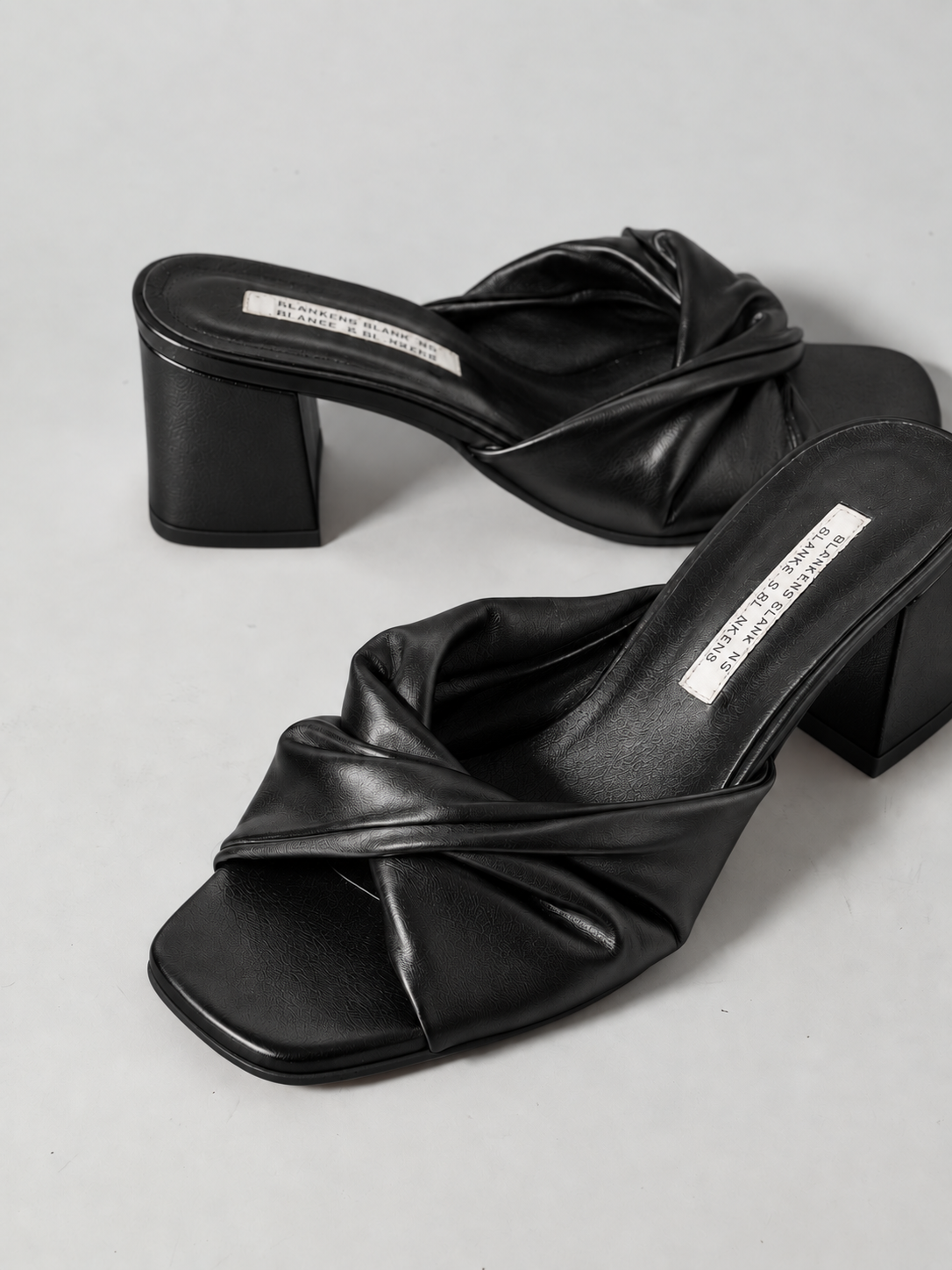 The Marla Black Leather — view 8