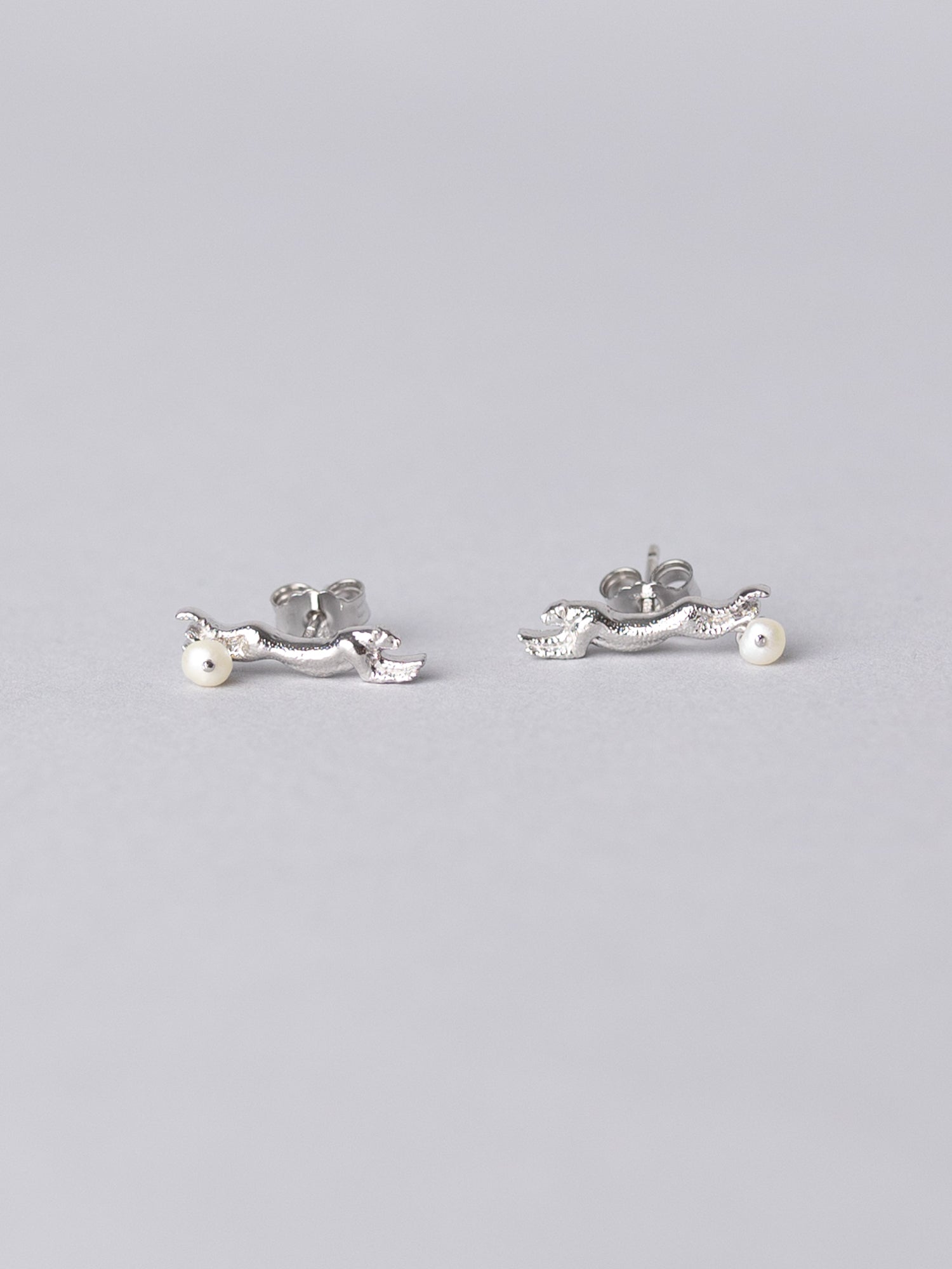 Blankens The Cheetah Silver and Pearl Earrings