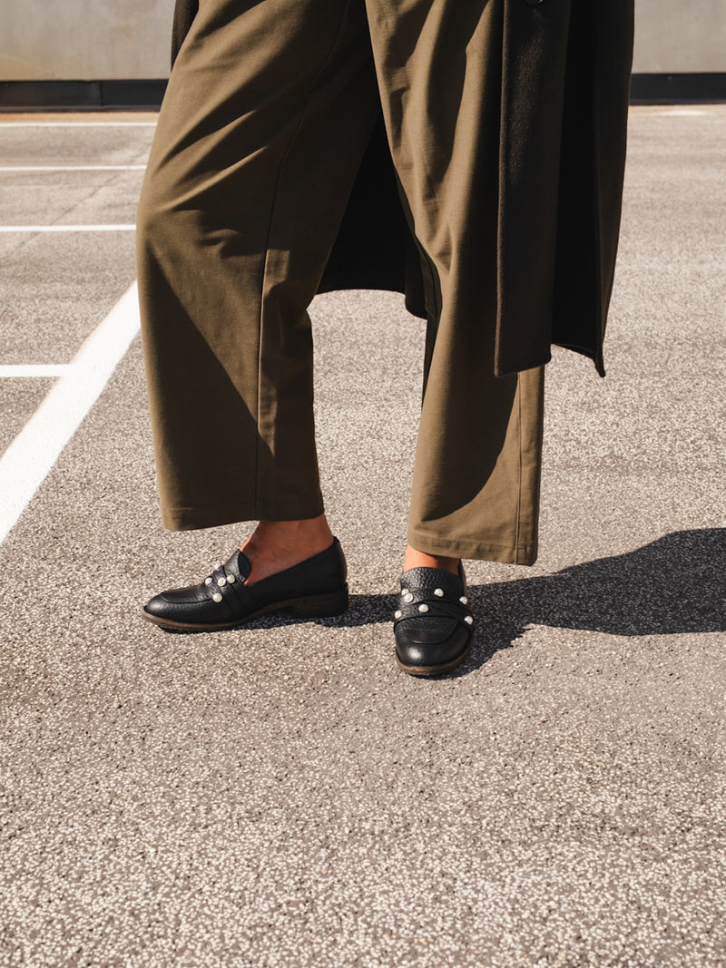 The Ebba Black Pebbled Leather