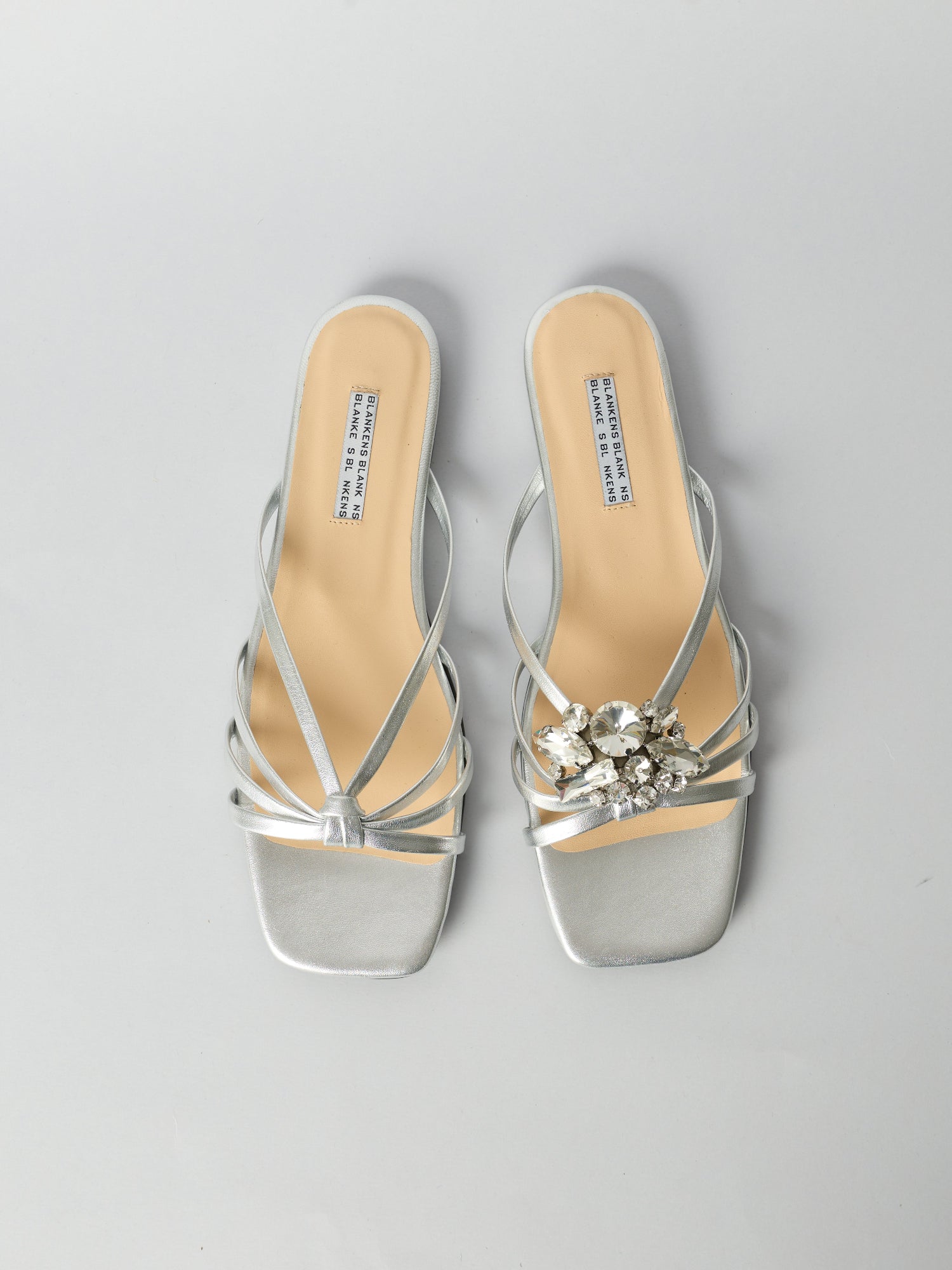 Blankens - The Embellishment Clip-On