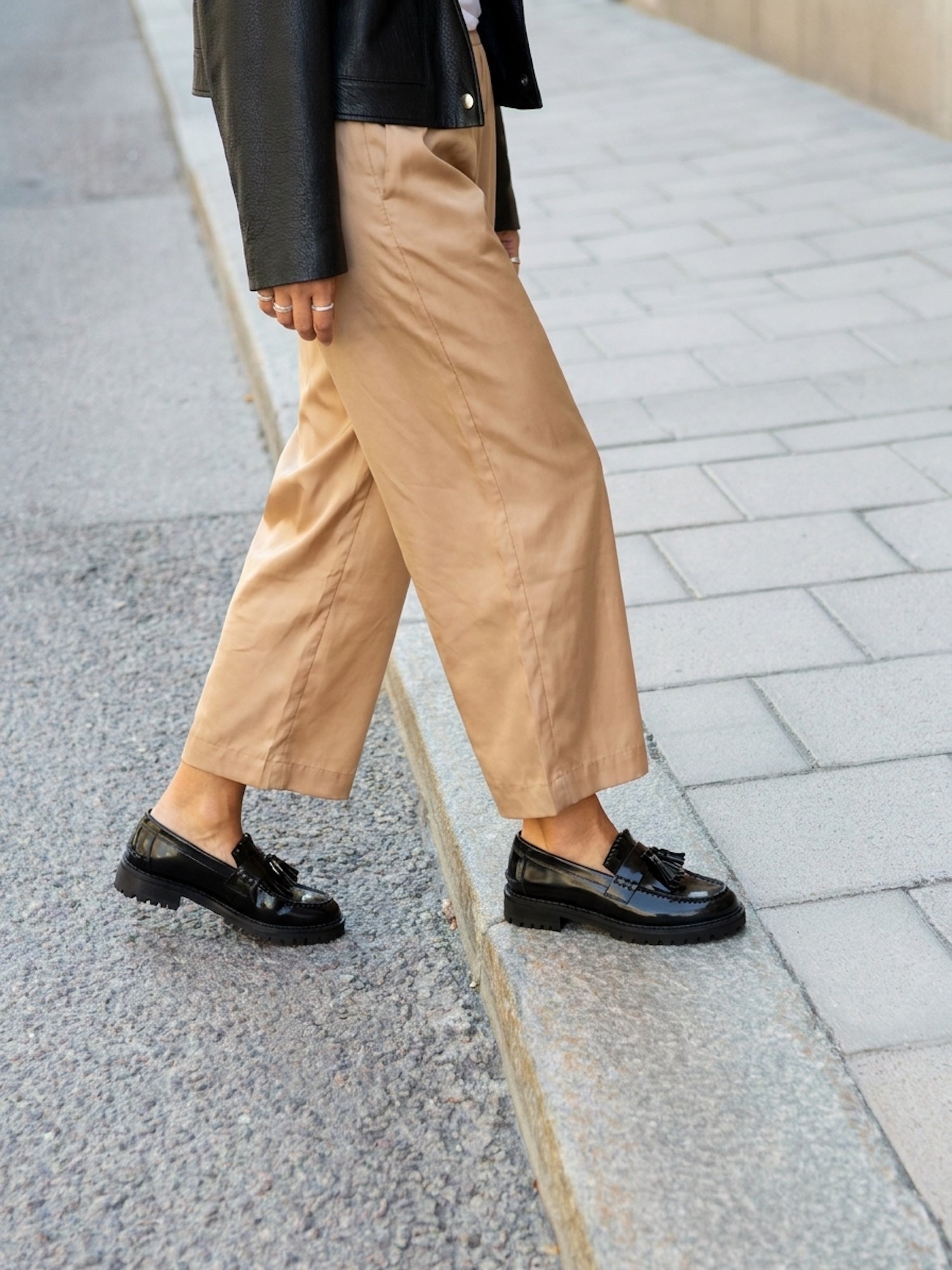 THE AMAL BLACK LEATHER